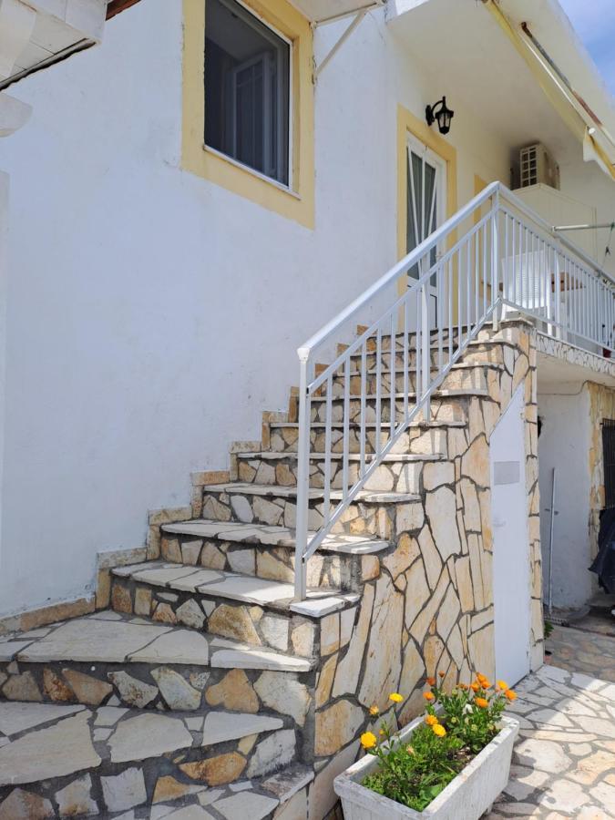 Seaside Studios Mesongi Exterior photo